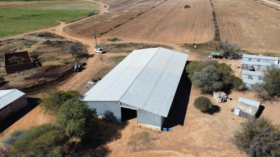 Commercial Property for Sale in Klipkop AH North West